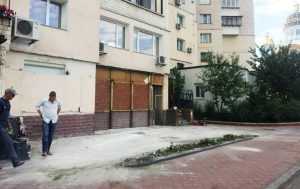 У Києві складено 103 адмінпротоколи власникам незареєстрованих літніх кафешок
