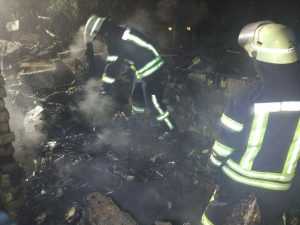 В Дарницком районе сгорел частный дом, в результате чего погибли два человека