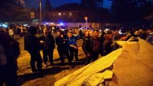 Жители Святошинского района разгромили незаконную строительную площадку на пересечении улиц Львовской и Живописной. Видео