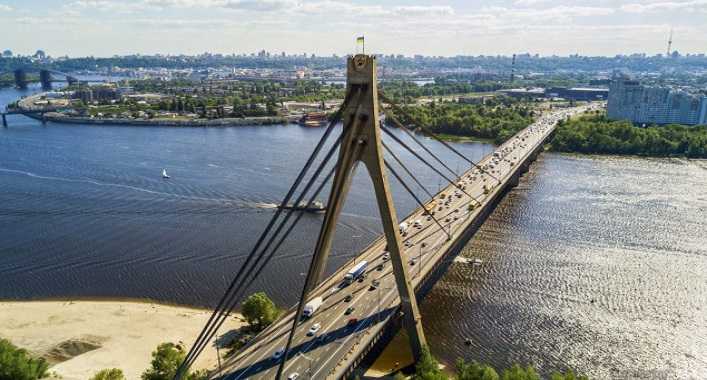 1 июня на Северном мосту ограничат движение транспорта