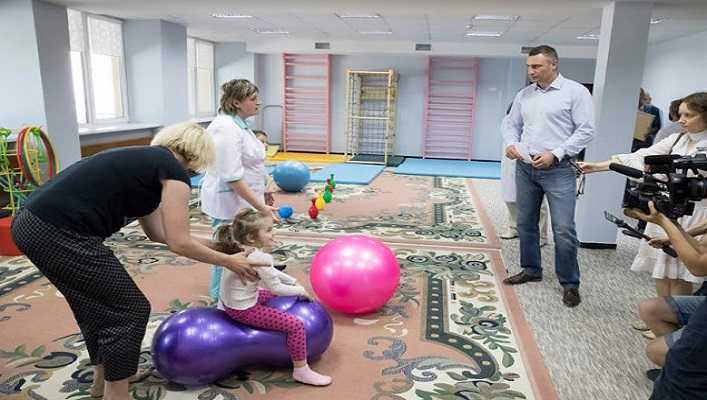 В Пуще-Водице открыли уникальный санаторий для детей с инвалидностью