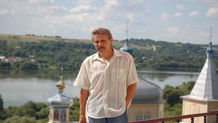 На 63 году жизни умер известный украинский писатель Петр Сорока