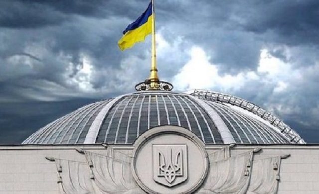 Єрмак відповів на всі гострі питання, які намагаються роздмухувати «зраду» Президент підписав закон щодо удосконалення проходження військової служби