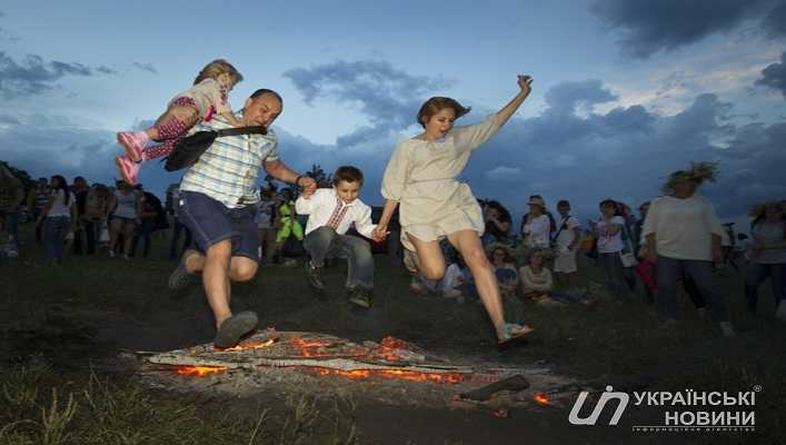В Украине отмечают астрономический день летнего солнцестояния