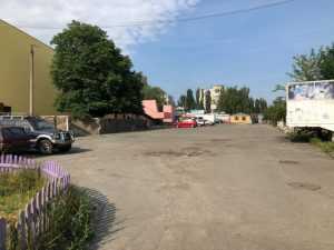 Власти Киева планируют выставить на аукцион еще две площадки под обустройство парковочных мест