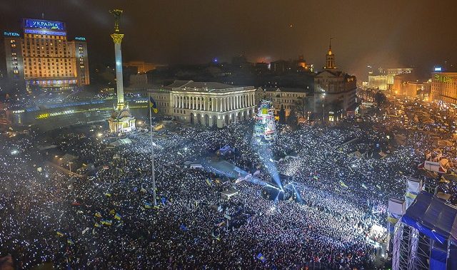 У КМДА погодили пільги та гарантії сім‘ям Героїв Небесної Сотні та постраждалим Майданівцям Революція Гідності пільги КМДА Віталій Кличко