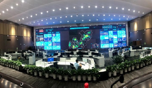 Юрій Зозуля – системний смарт хаос та проект Kyiv Smart City Юрій Зозуля - системний смарт хаос та проект Kyiv Smart City
