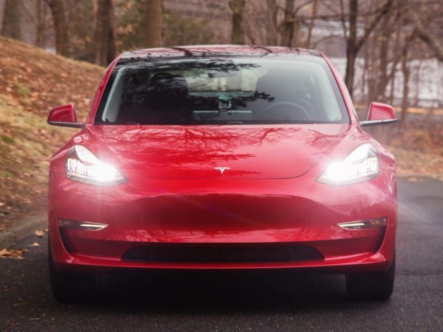 Преимущества вождения Tesla Преимущества вождения Tesla