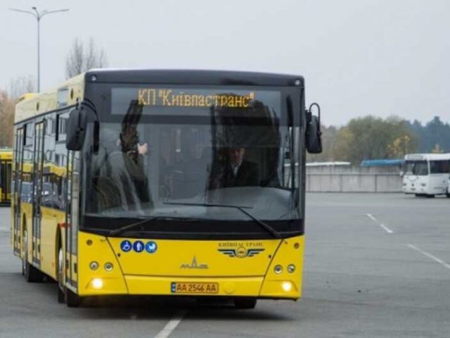 У Києві відновлять роботу два автобусні маршрути