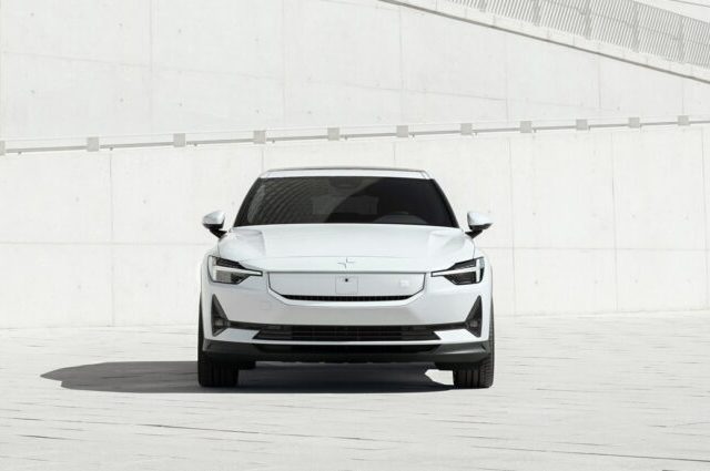 Запас хода больше, чем у Tesla Model 3: Polestar 2 с увеличенной батареей и улучшенным приводом
