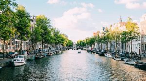 Работа и Личная Жизнь в Нидерландах