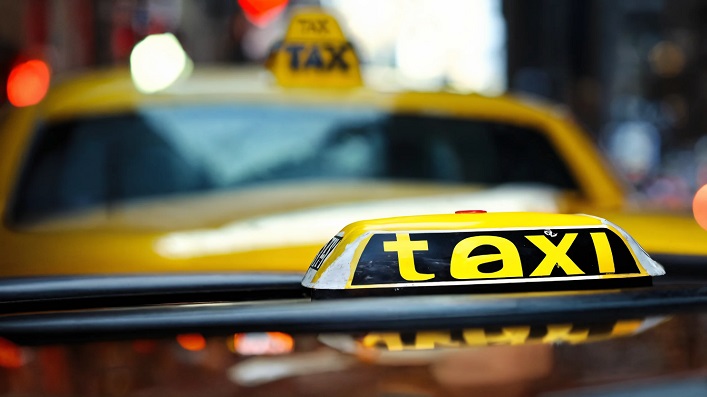 Таксі, послуги таксі, замовити таксі в Україні